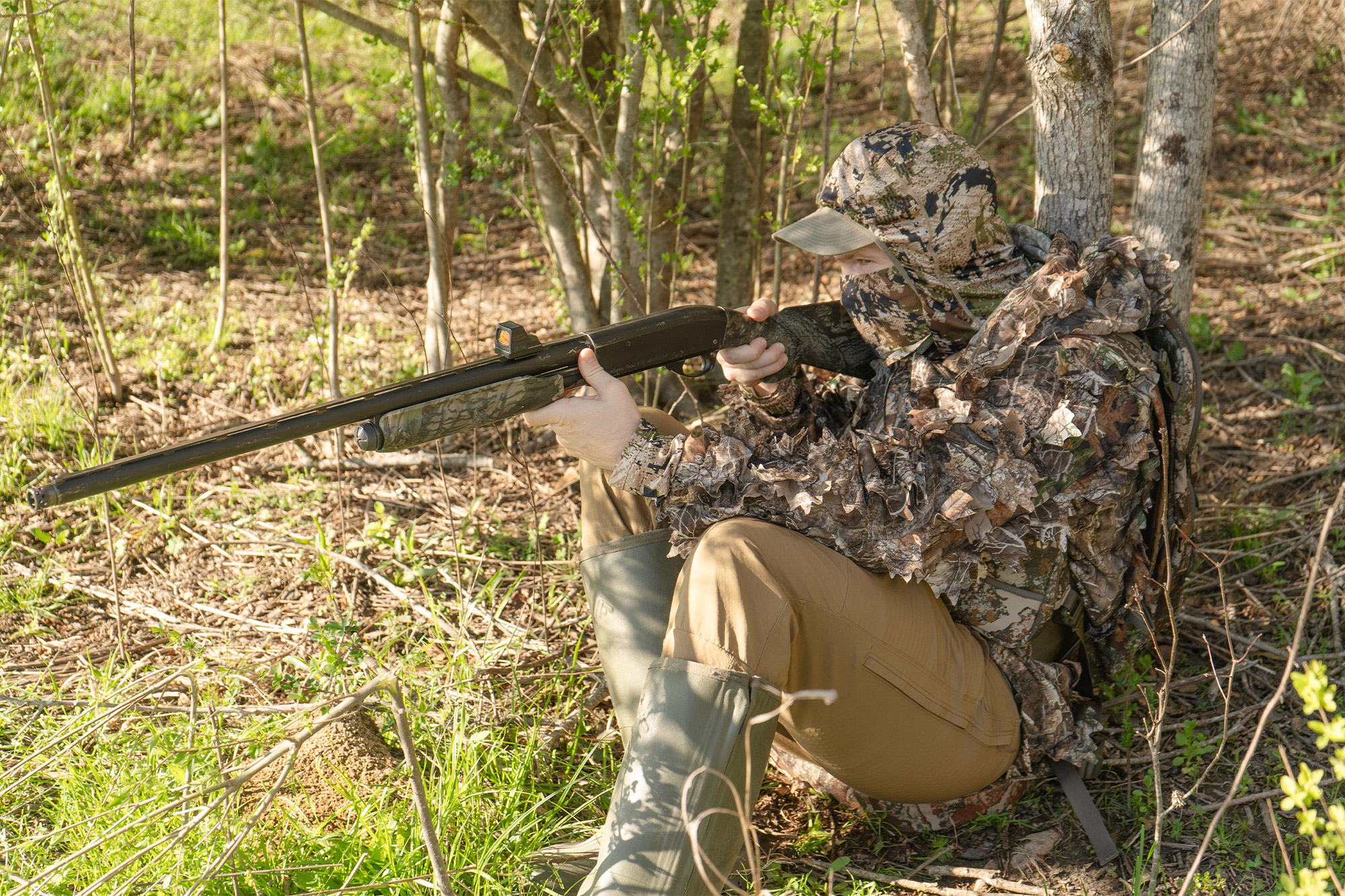 5 Essential Items Every Hunter Needs for a Successful Turkey Hunt first lite treeline turkey vest field pic 1